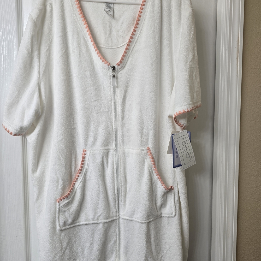 Jasmine White Cozy Robe- 3X Full Length Zip, Robe Is Soft French Terry, Pockets!